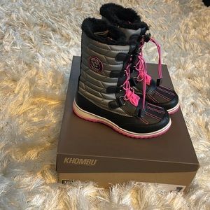 Girl’s Khombu Kylie Snow Boot - Size 1